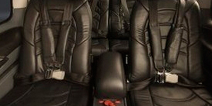 Cirrus SR-22 cabin interior for Philadelphia charter