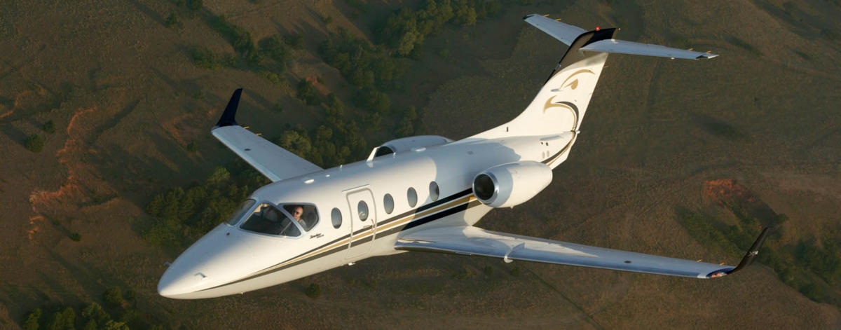 Hawker 400XP cabin interior for Philadelphia charter