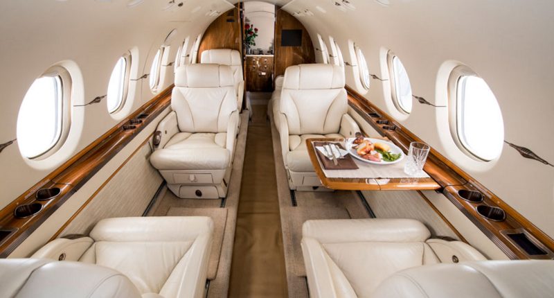Hawker 850XP cabin interior for Philadelphia charter