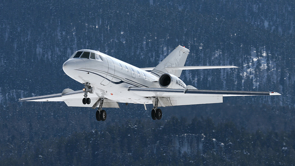 Falcon 20 midsize jet private aircraft for Philadelphia jet charter