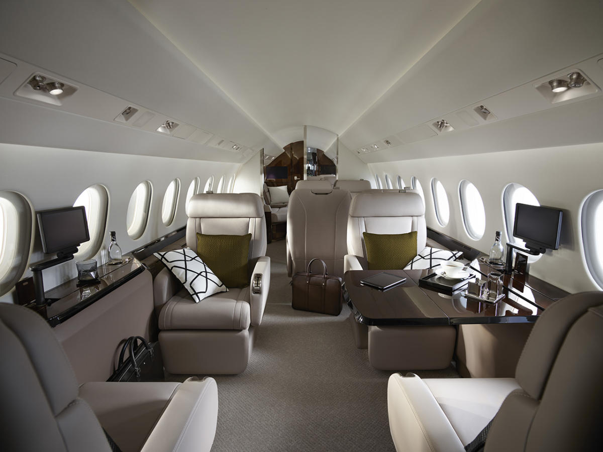 Dassault Falcon 900LX cabin interior for Philadelphia charter