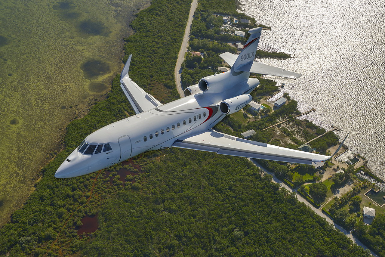 Dassault Falcon 900LX heavy jet private aircraft for Philadelphia jet charter